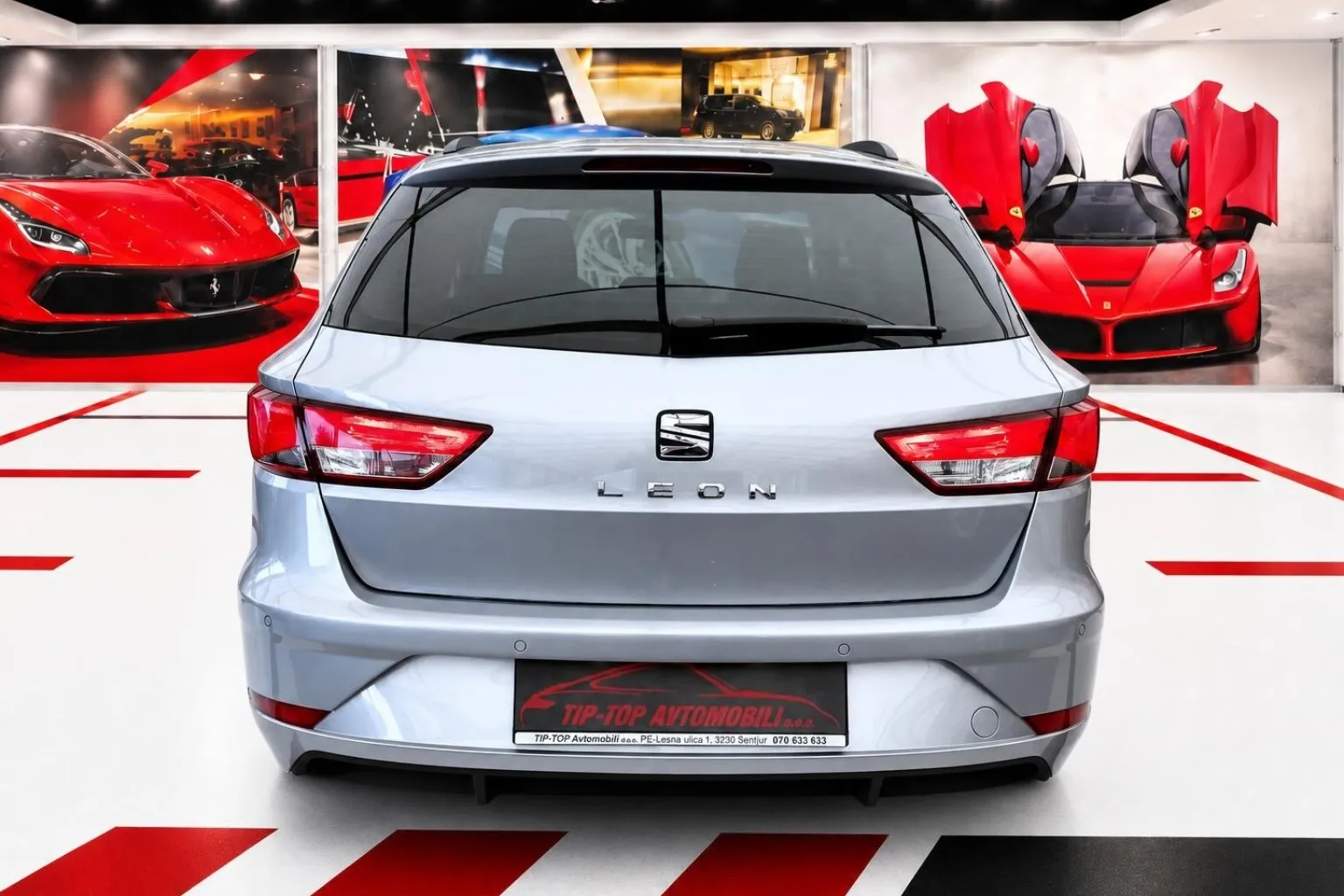 Zunanja slika - Seat Leon - 1.0 TSI 85KW STYLE ST LED NAVI ALU PDC 1.LASTNIK - 4