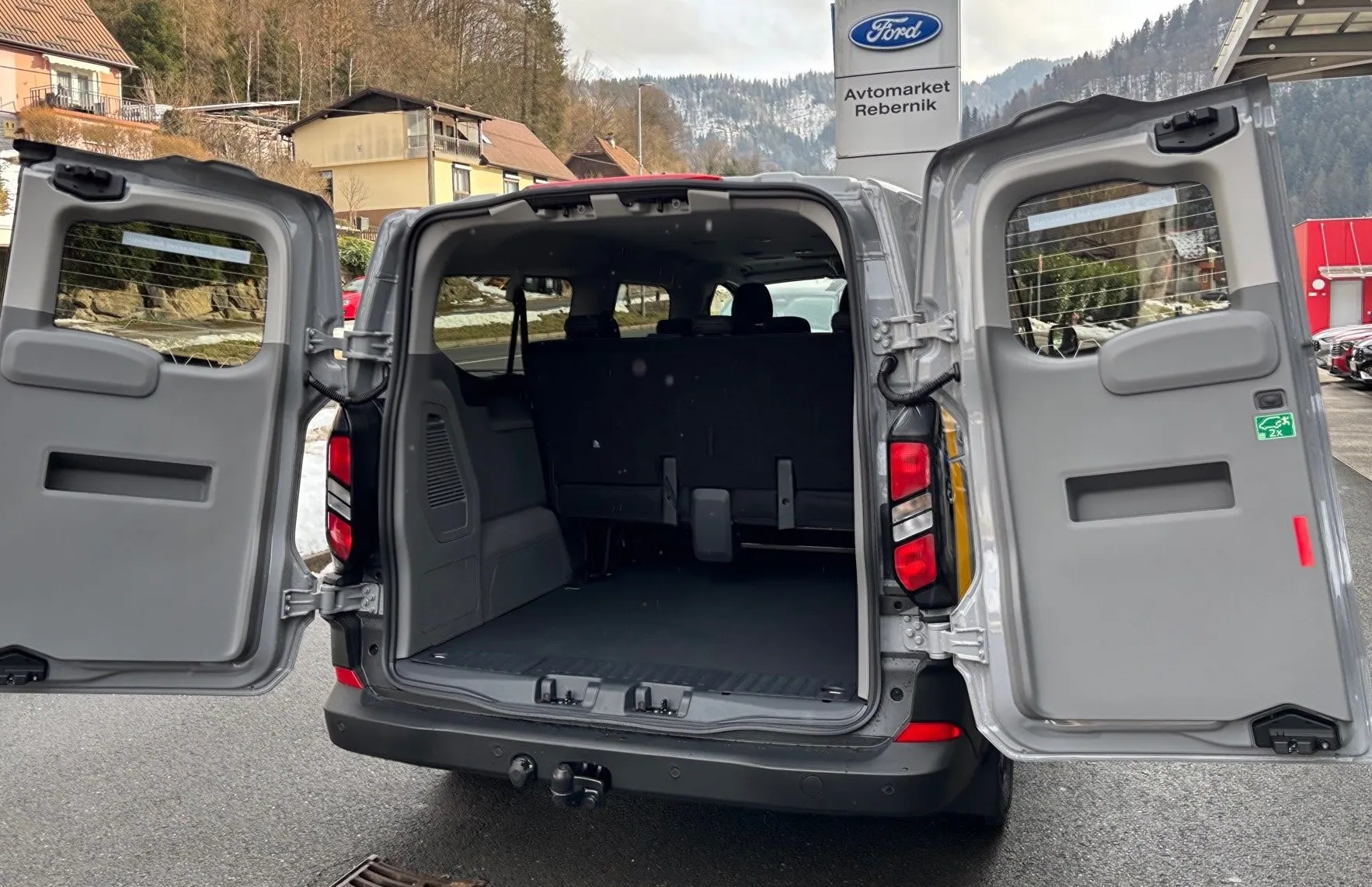 Zunanja slika - Ford E-Transit Custom - Transit Custom TRAIL 2.0 TDCi 150 KM M6 L2H1 - NA ZALOGI - 12