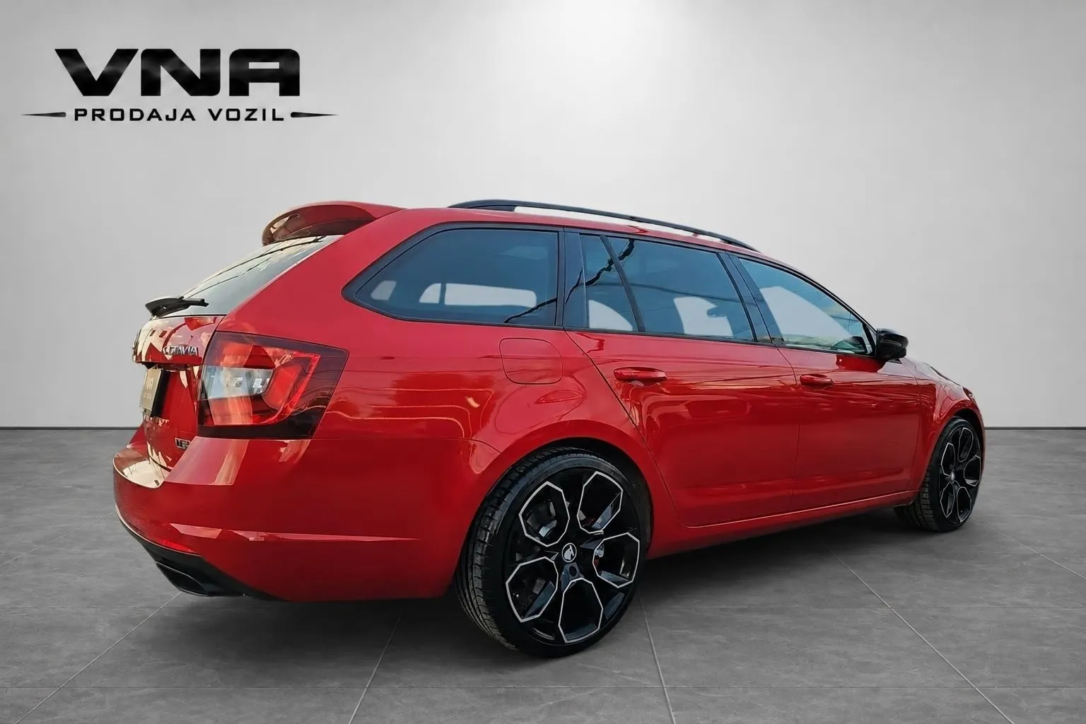 Zunanja slika - Škoda Octavia - Combi 2.0 TSI RS 245 DSG |VIRTUAL|PANO|KAMERA|TO.. - 6