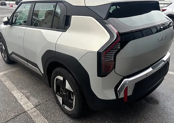 Zunanja slika - KIA EV3 - KIA  STAR  58.3 kWh  - 204 KM - 6