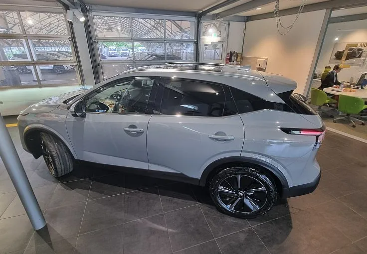 Zunanja slika - Nissan Qashqai - Tekna 1.3 Dih-T MHEV 158 2wd X-Tronic 2T - 8