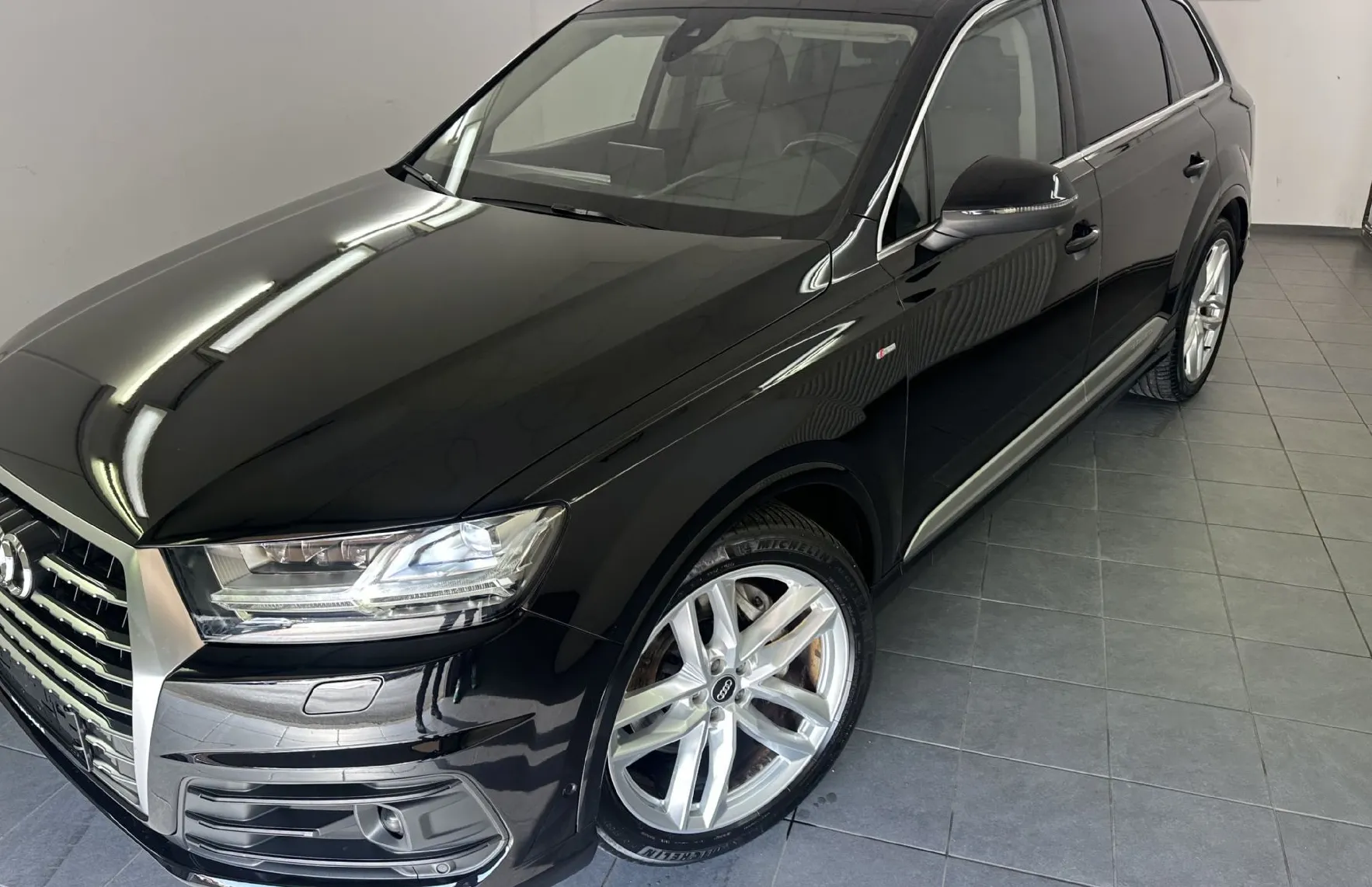 Zunanja slika - Audi Q7 - 3.0 TDI 4X4.AUT.KAMERA.LED.7 SED.USNJE.KLJUKA.TOP - 1