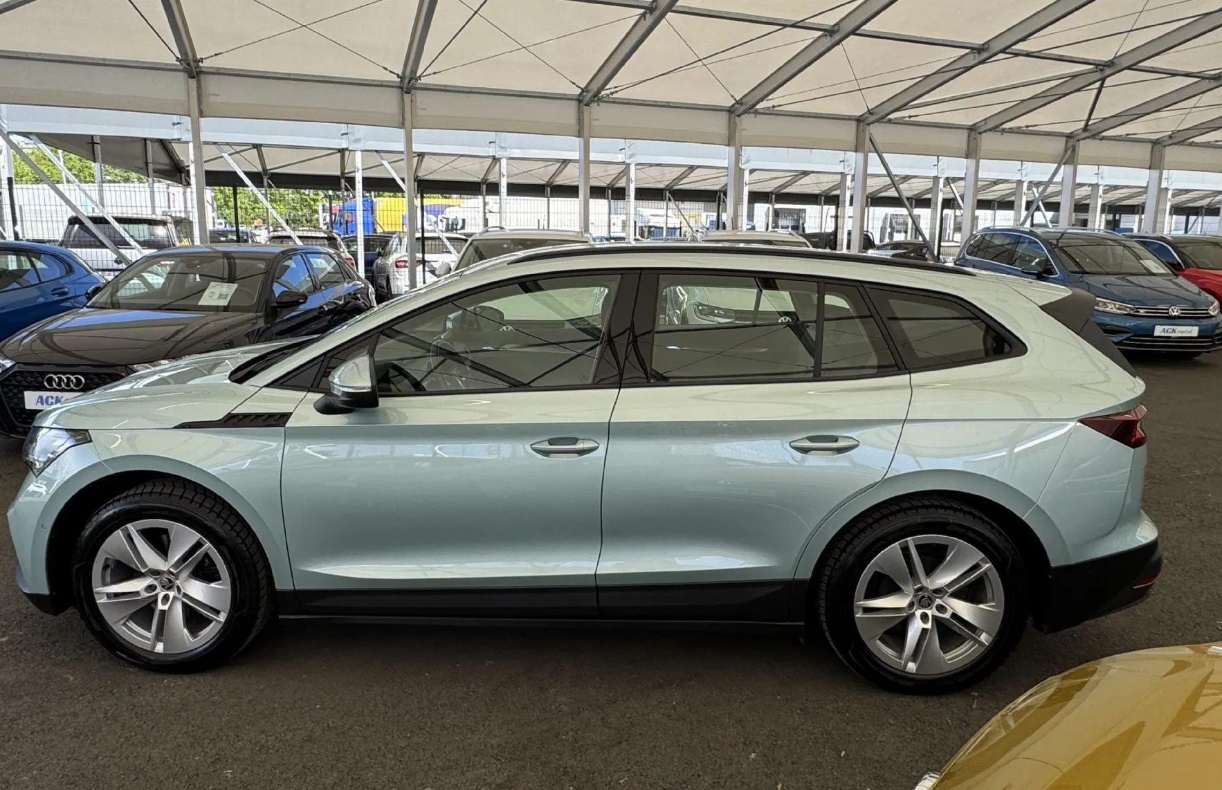 Zunanja slika - Škoda Enyaq - IV 60 SLO 1.Lastnik TOPLOTNA ČRPALKA - 4