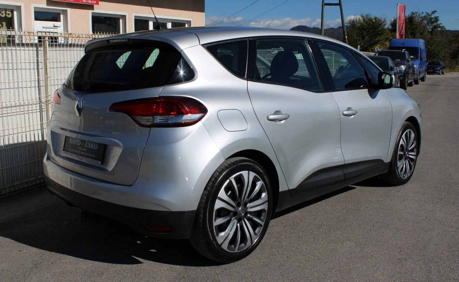 Zunanja slika - Renault Scénic - Scenic dCi 110 - 10