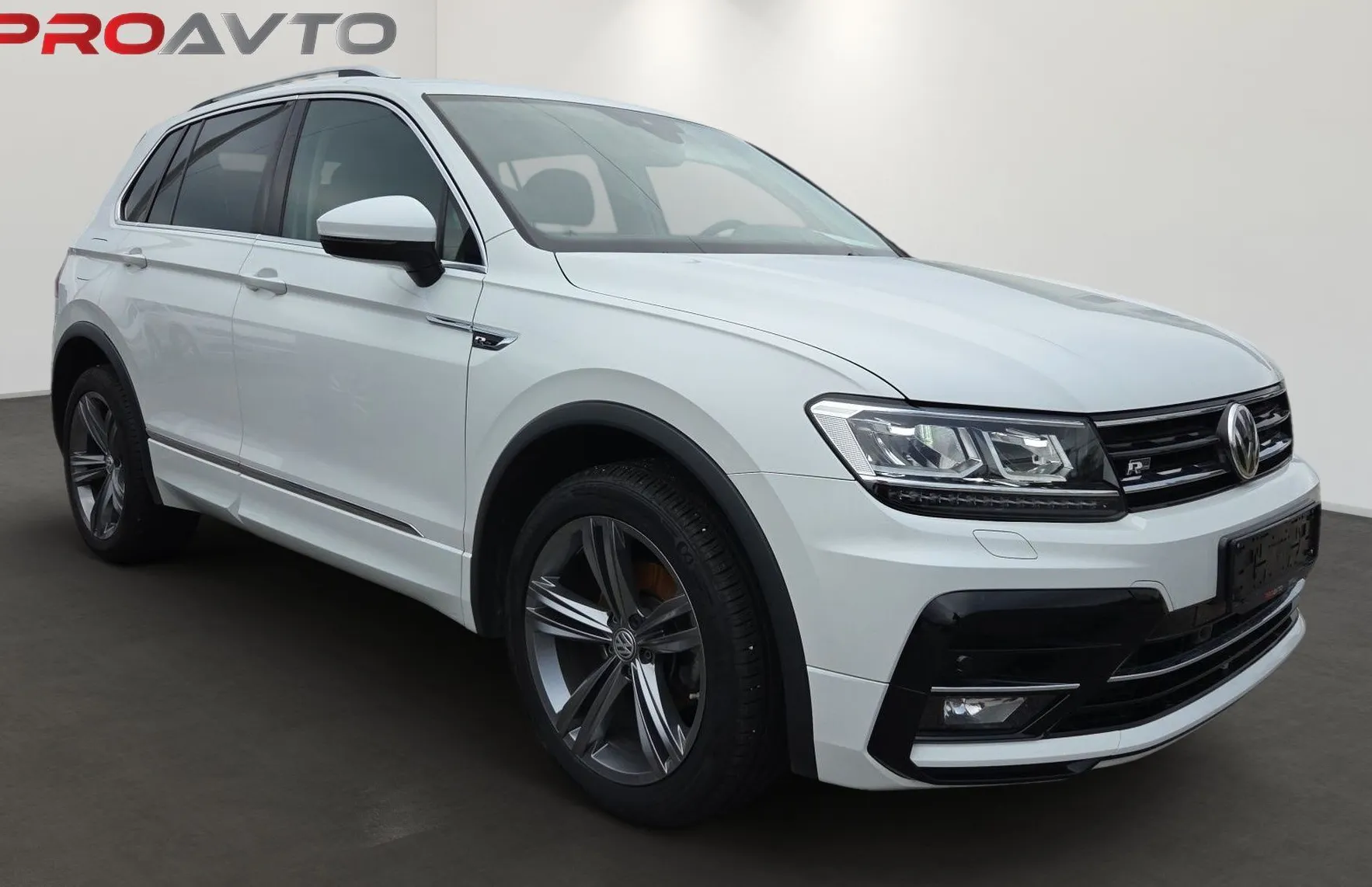 Zunanja slika - VW Tiguan - 2.0 TDI SCR 4MOTION BMT R-Line .rezerviran - 2