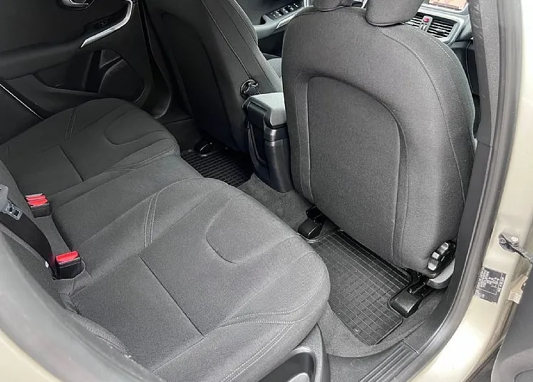 Zunanja slika - Volvo V40 Cross Country - 2.0TD+NAV+VIRTUAL+PDC+ALU - 18