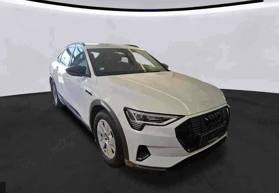 Zunanja slika - Audi e-tron - Sportback 55 quattro S line.NEMŠKI+4ALU.KAMERA.USNJE.KLJUK - 5