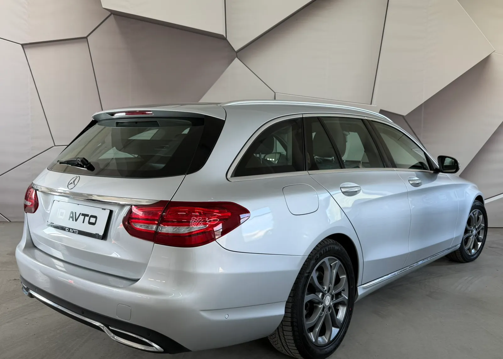 Zunanja slika - Mercedes-Benz C 200 - T D. AUT. - 5
