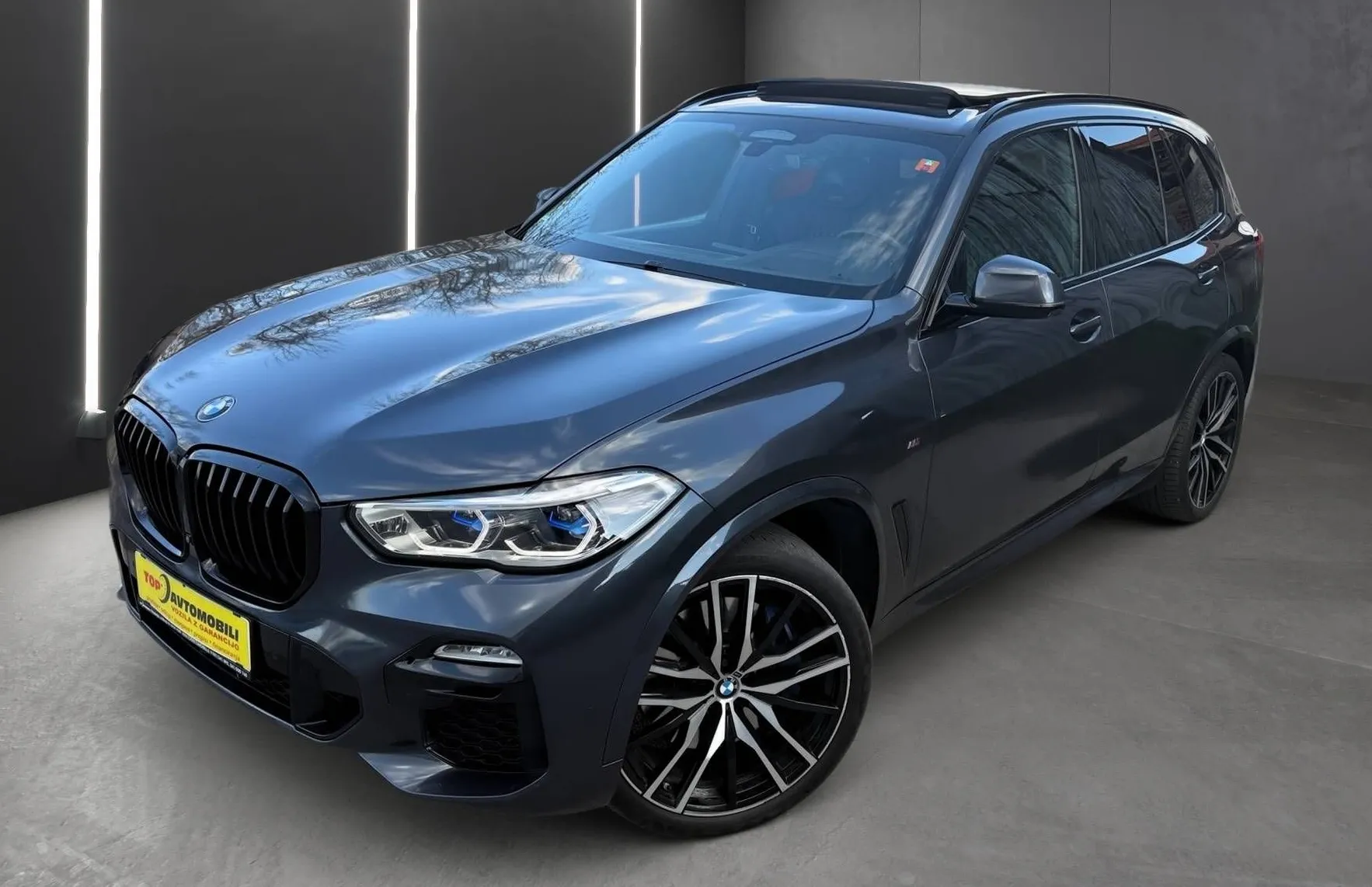 Zunanja slika - BMW X5 - serija : M50d LASER ADAPTIVNO PANO 360KAM NAVI PDC RADAR - 2