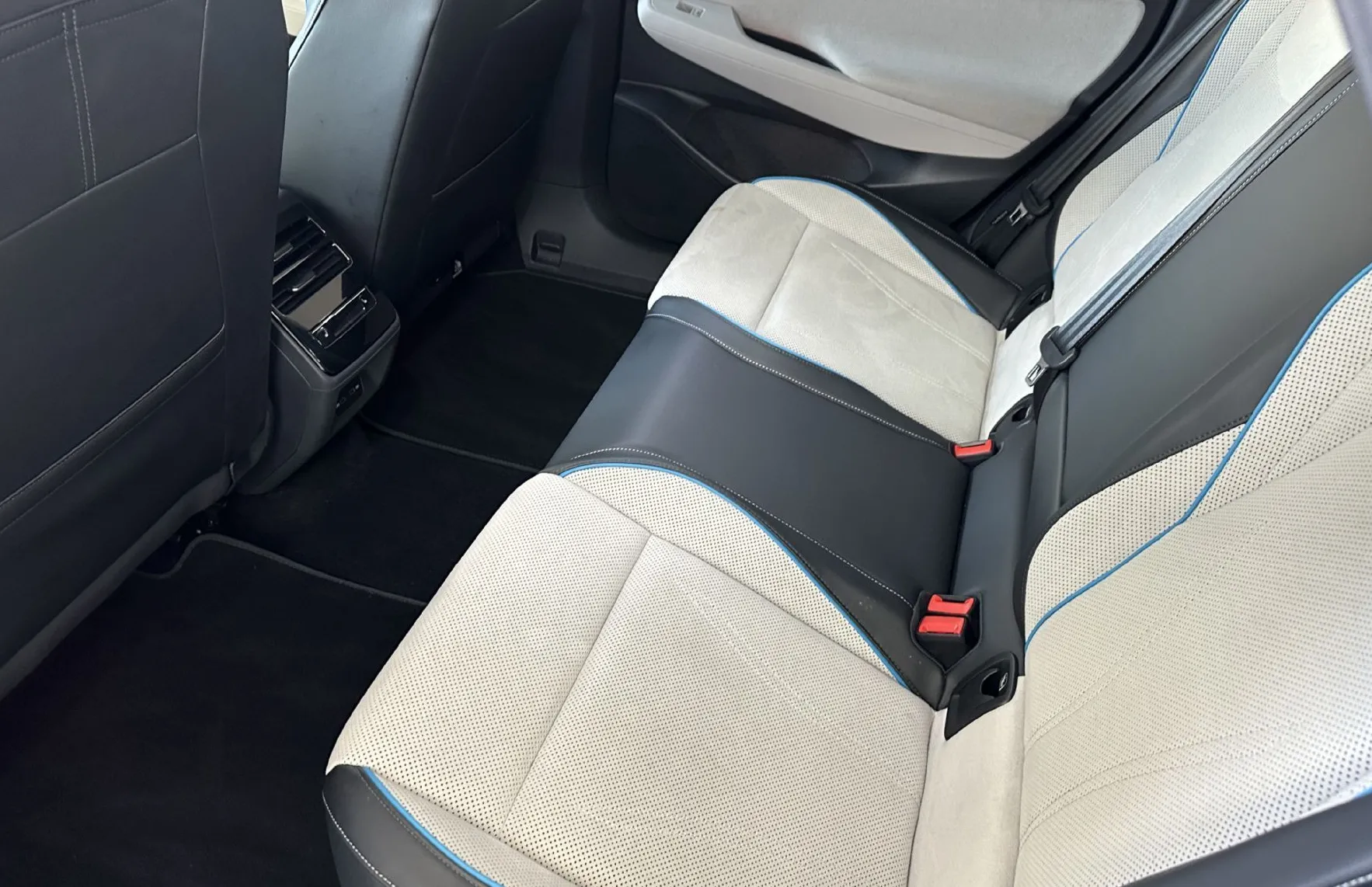 Zunanja slika - Volkswagen ID.7 - 210kW.NEMŠKI+4ALU.KAMERA.LED.NAVI.USNJE.ACC.PANORA - 4