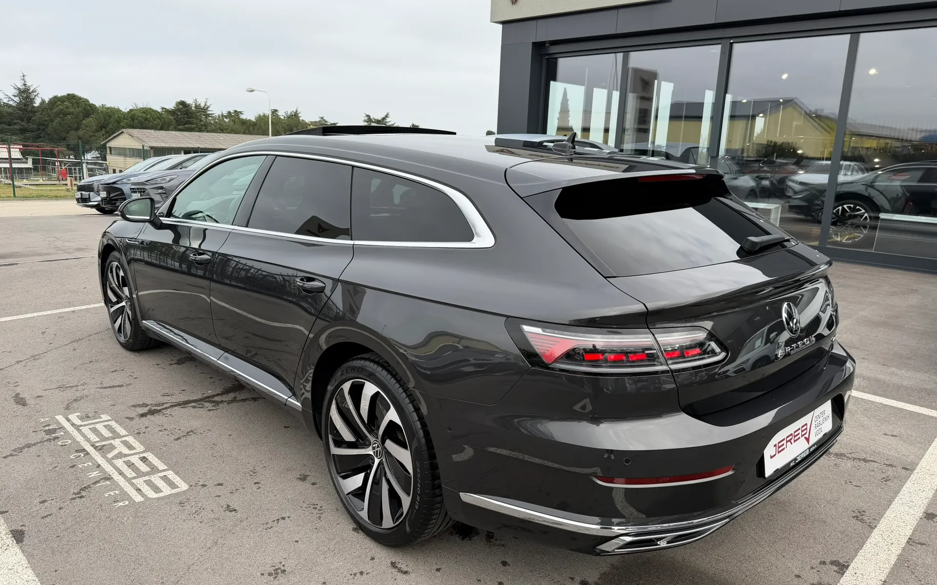 Zunanja slika - Volkswagen Arteon - 2.0 TDI 4MOTION avt. 147kW R-Line - 2
