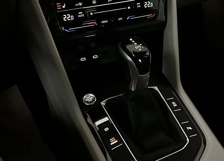 Zunanja slika - Volkswagen Tiguan - 2.0 TDI DSG Elegance-VLEČNA KLJUKA-KAMERA - 7