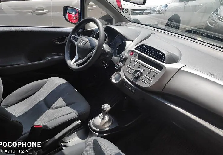 Zunanja slika - Honda Jazz - 1.4 AVTOMATIK-F1-80.000KM-SLO-ALU-PDC-ODLIČEN - 9