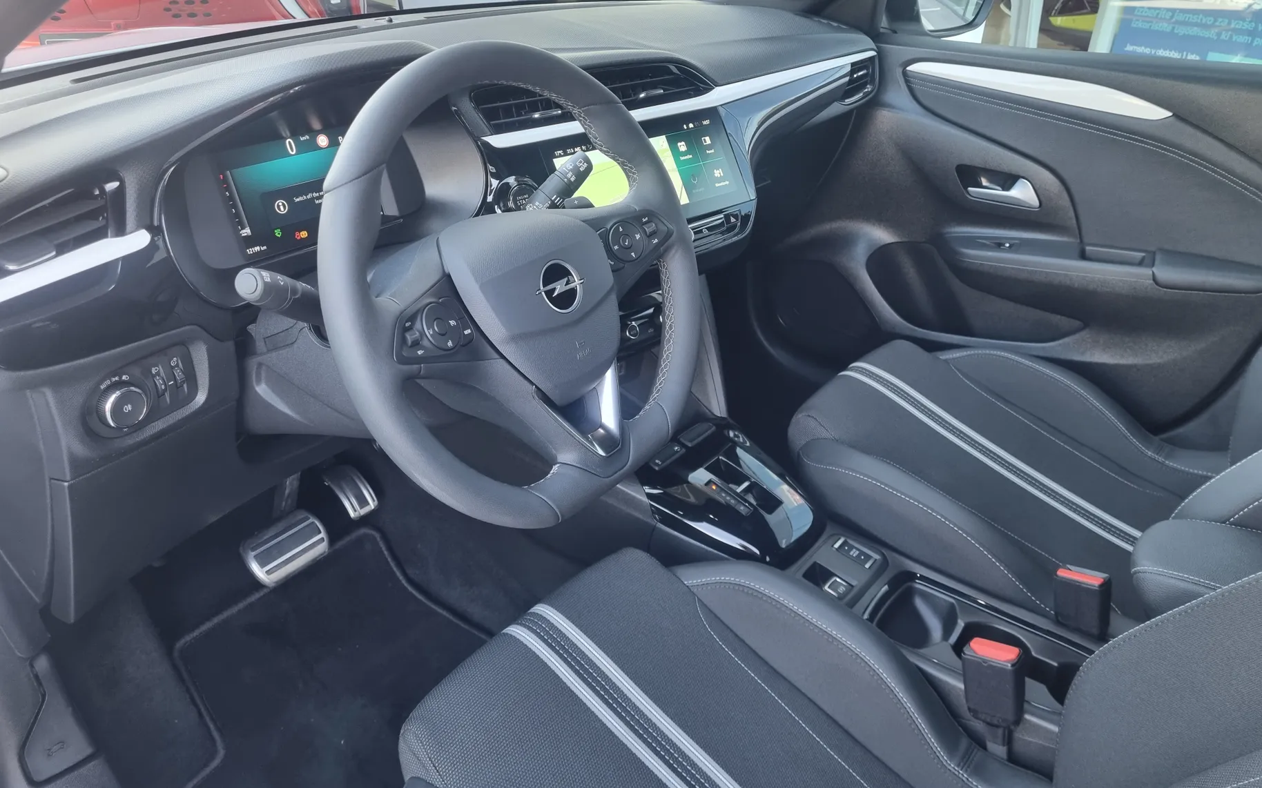 Zunanja slika - Opel Corsa - 1.2 Turbo Avtomatik - SAMO 12.199km - TOP OPREMA - 8