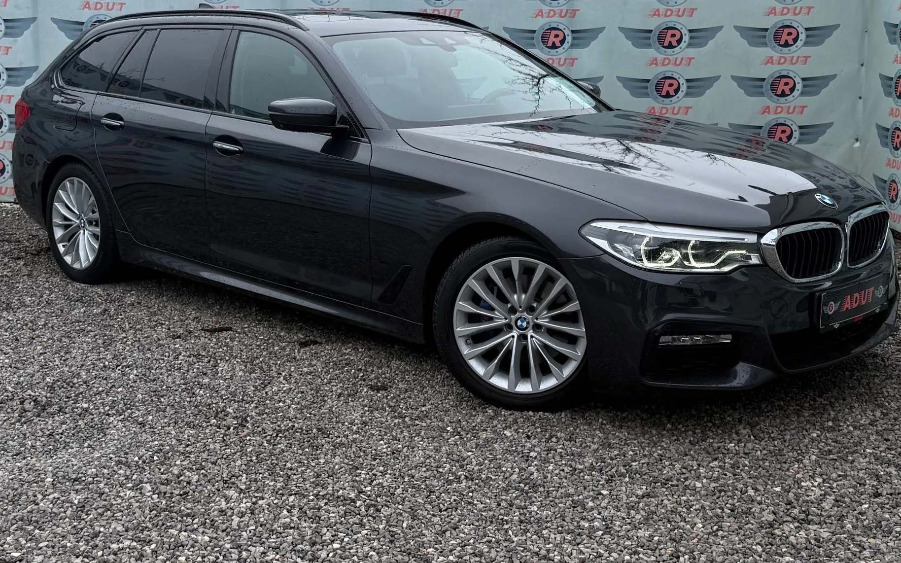 Zunanja slika - BMW Serija 5 - Touring: 530d xDrive M-sport VIRT HEAD UP 360CAM PANO LE - 1