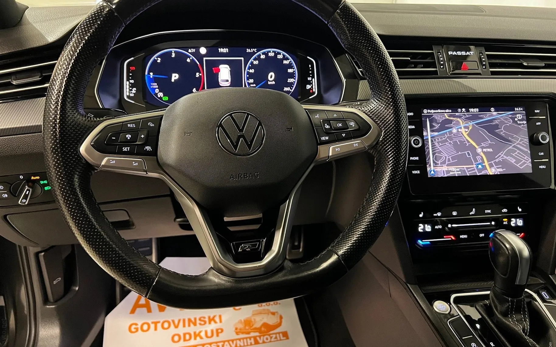 Notranja slika - VW Passat Variant - 2.0 TDI-R-LINE-DSG-VIRTUAL-ACC-FUL LED-KAMERA-NAVI - 10