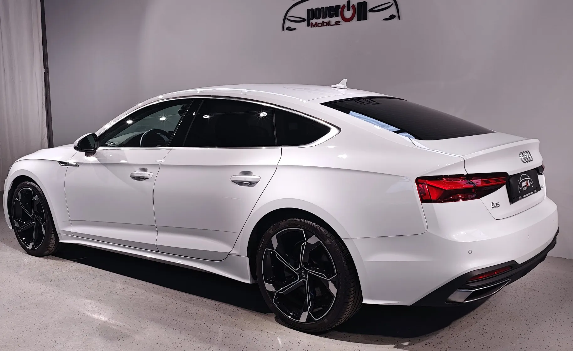 Zunanja slika - Audi A5 - Sportback 2.0 125kW tiptronic FACELIFT NAVI TEMP ALU - 3