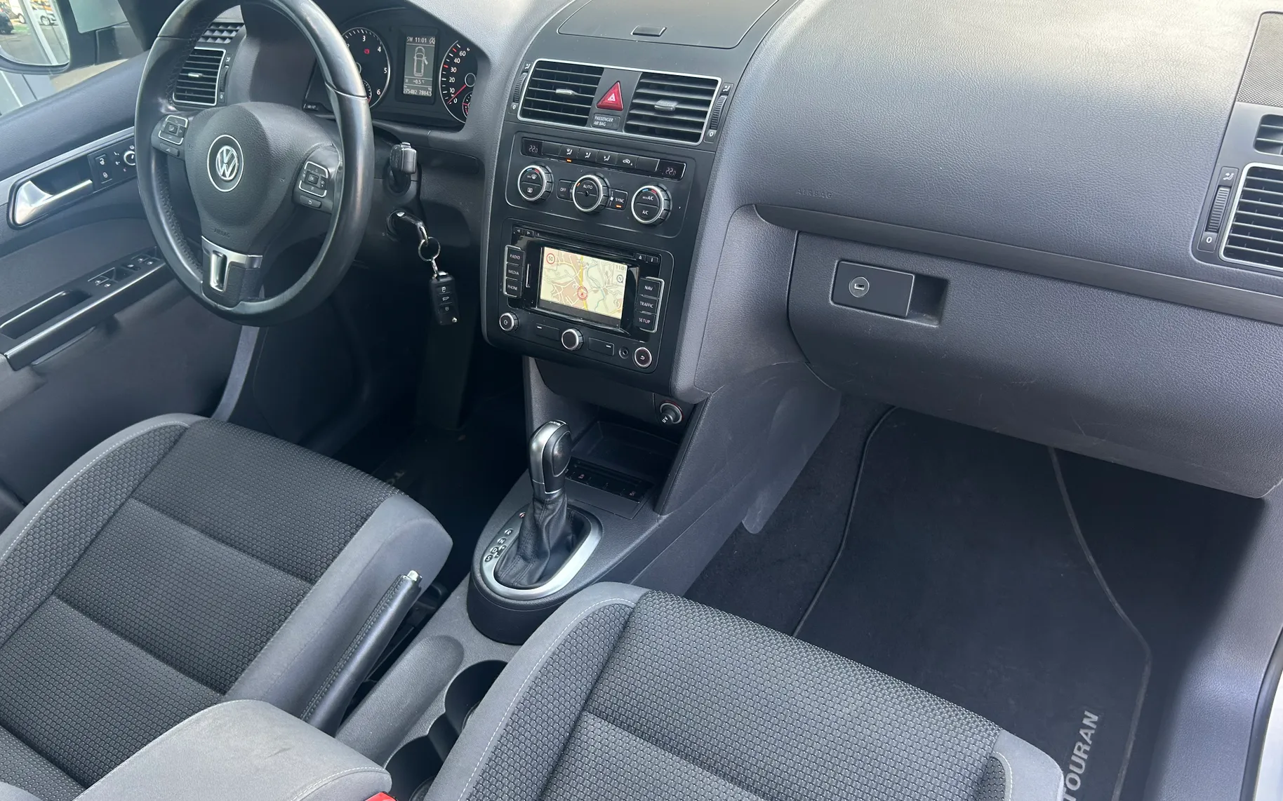 Zunanja slika - Volkswagen Touran - | 1.6 TDI | BlueMotion | DSG | HIGHLINE | TOP | - 8
