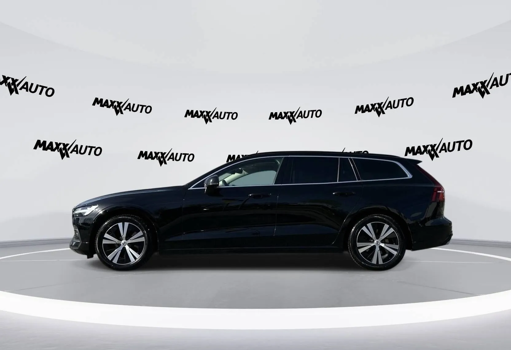 Notranja slika - Volvo V60 - B4D Momentum Avt. - 8