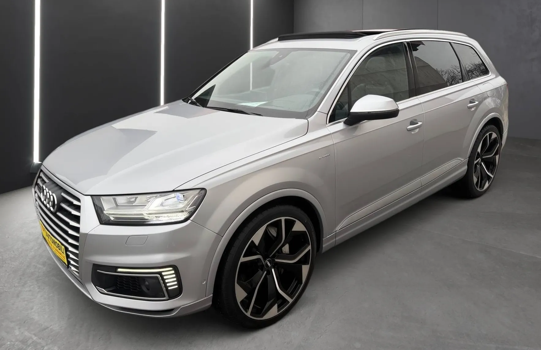 Zunanja slika - Audi Q7 - E-TRON 3.0TDI QUATTRO LED NAVI ACC HUD PANO 360K.. - 3