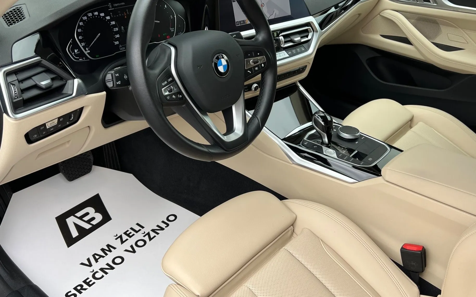 Notranja slika - BMW serija 4 Gran Coupe: - 420d+LED+ACC+KAMERA+LED+SERV.KNJIGA - 10
