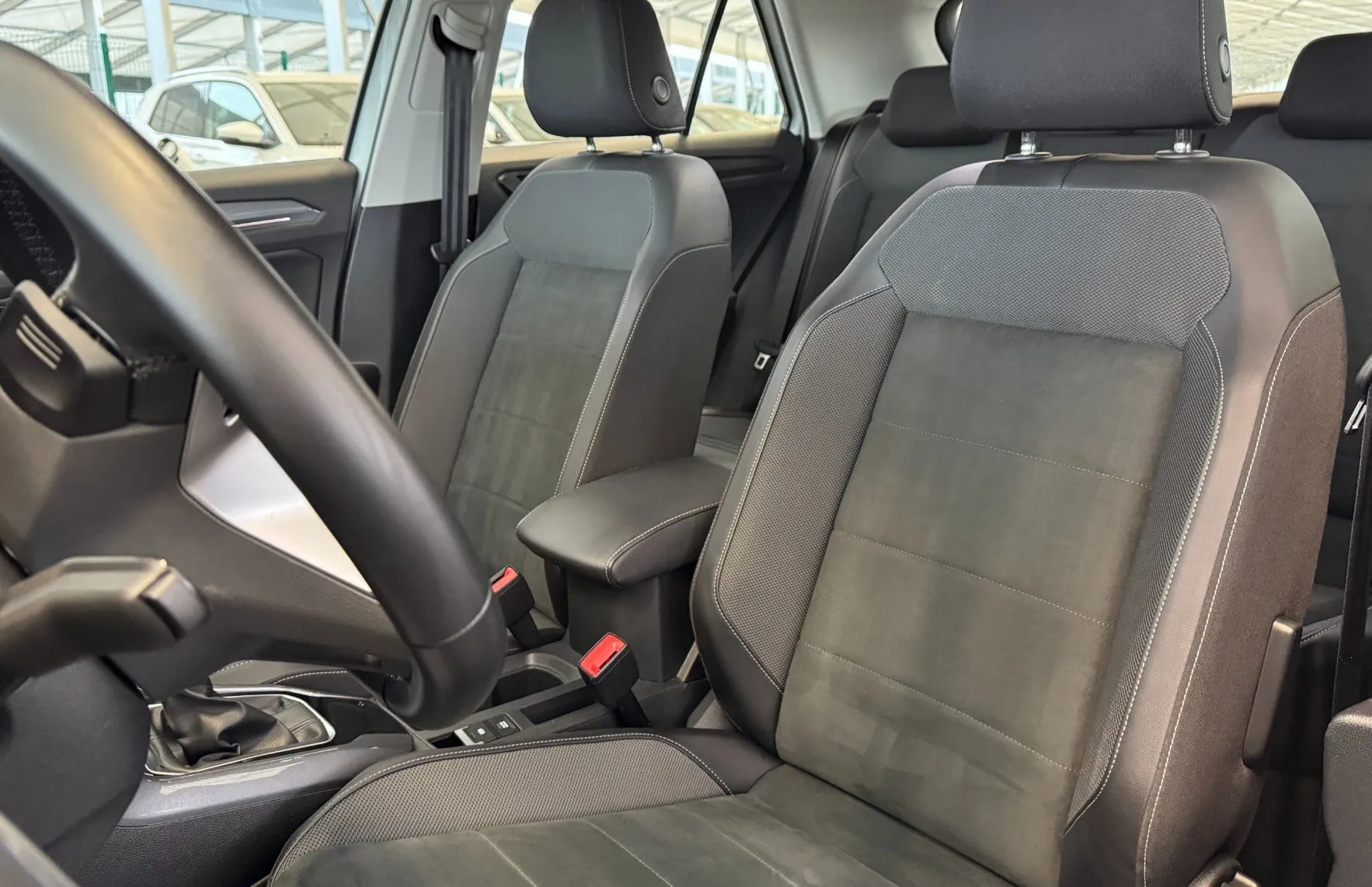 Zunanja slika - Volkswagen T-Roc - Style 2.0 TDI BMT DSG LED-KAMERA-NAVI-KEYLESS - 10