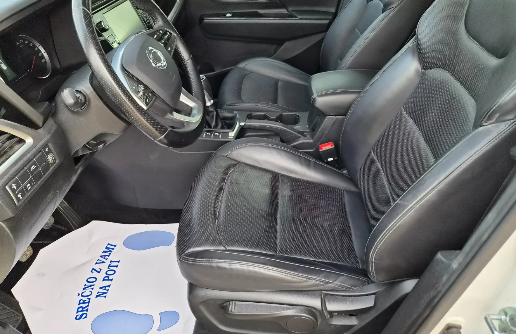 Zunanja slika - SsangYong Korando - 1.5 T-GDI Exclusive alu-pdc-kamera-usnje-gretje se - 8