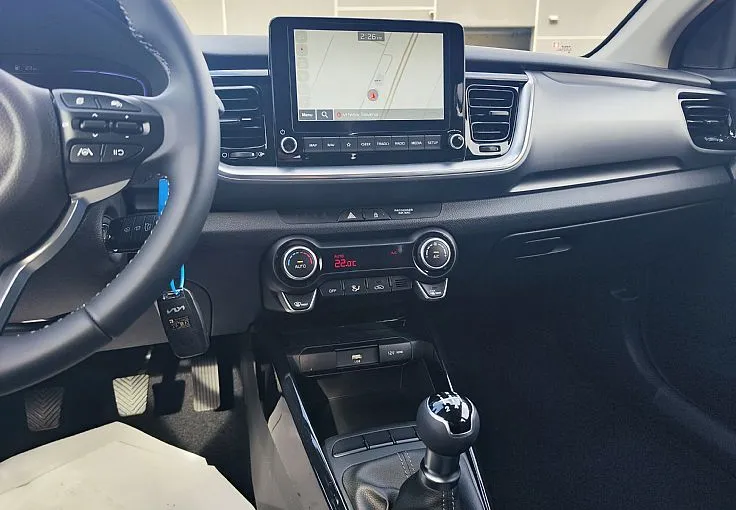 Zunanja slika - KIA Stonic - 1.2 DPI 57.9 kW  79 KM  LX Urban+ M T - 8