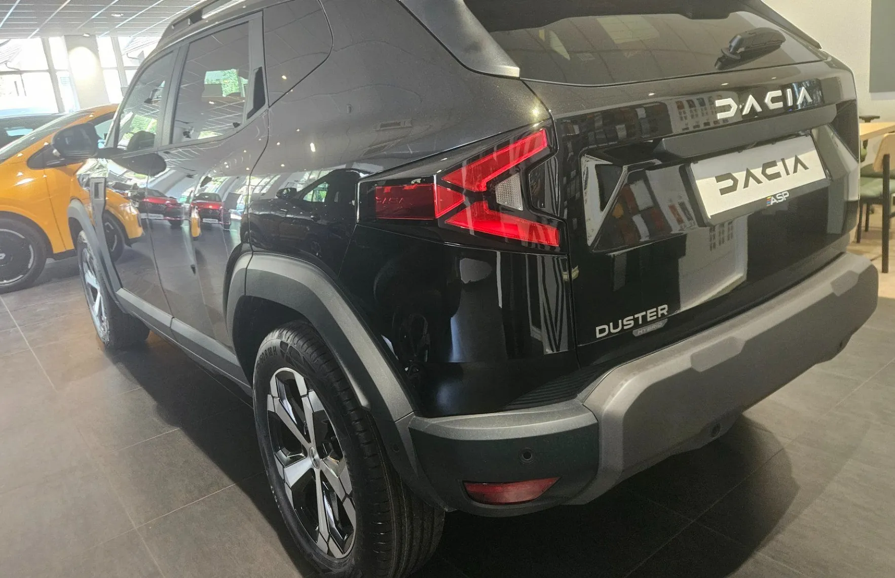 Zunanja slika - Dacia Duster - Hybrid 155 Journey - 3