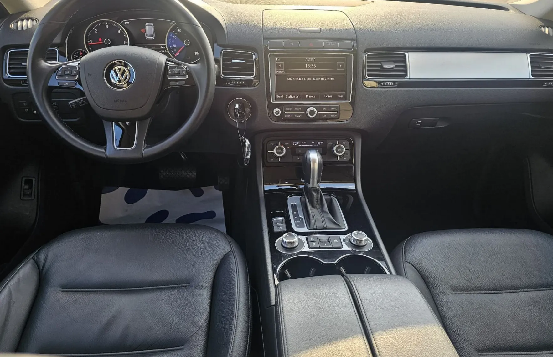 Zunanja slika - Volkswagen Touareg - 4motion V6 TDI Tiptronic|Xenon|Zračno vzmet|kljuka - 8
