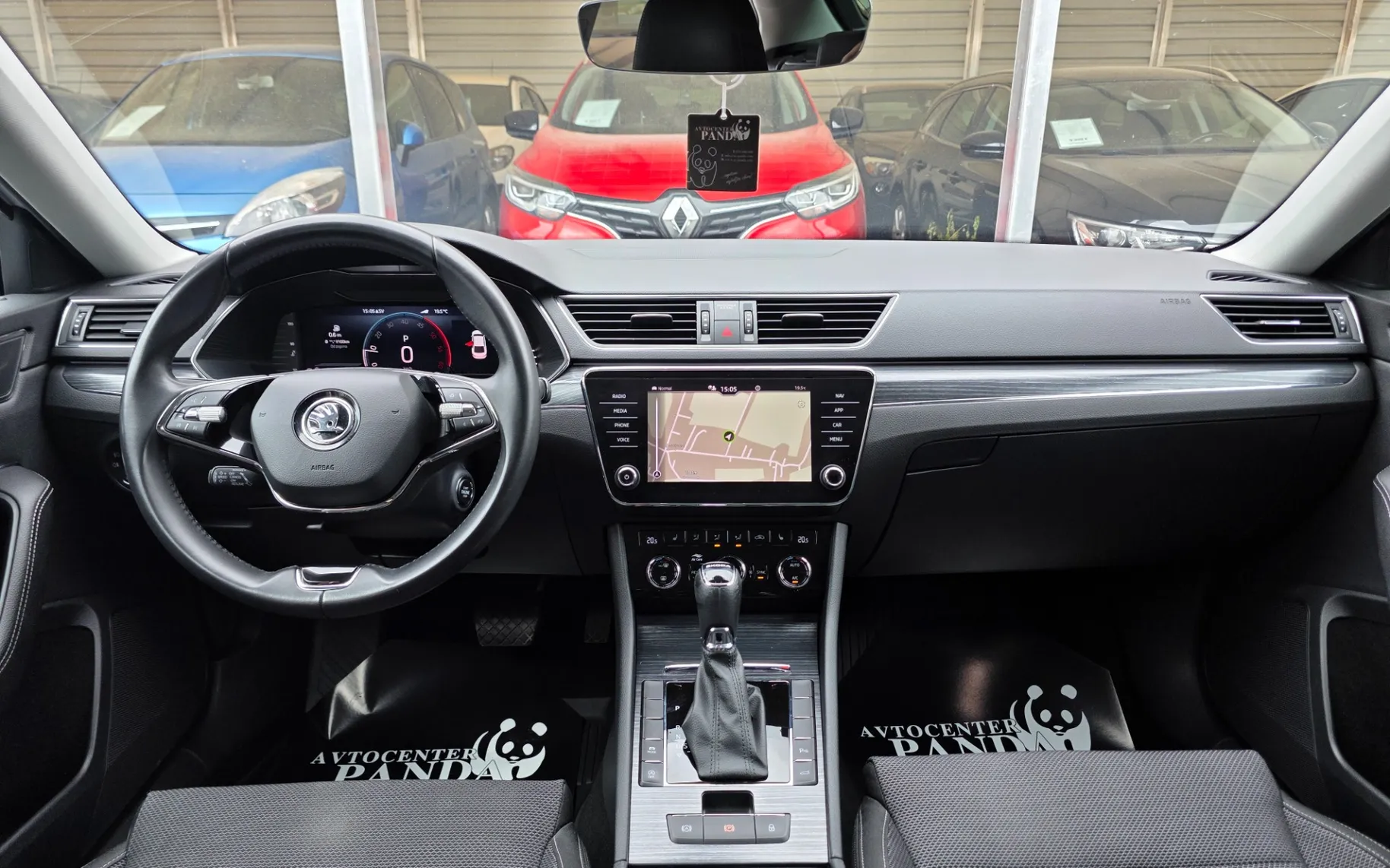 Zunanja slika - Škoda Superb - 2,0 TDI Style DSG - 9