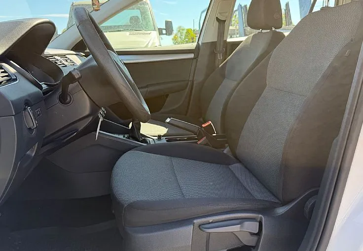 Zunanja slika - Škoda Octavia - Combi 1.6 TDI Active - 9