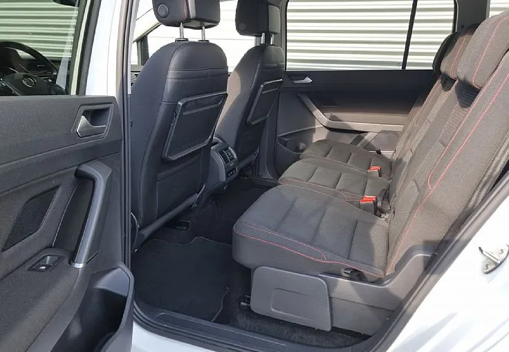 Zunanja slika - Volkswagen Touran - 2.0 TDI-DSG-149.982km-KAMERA-SOUND OPREMA-JAMSTVO - 8