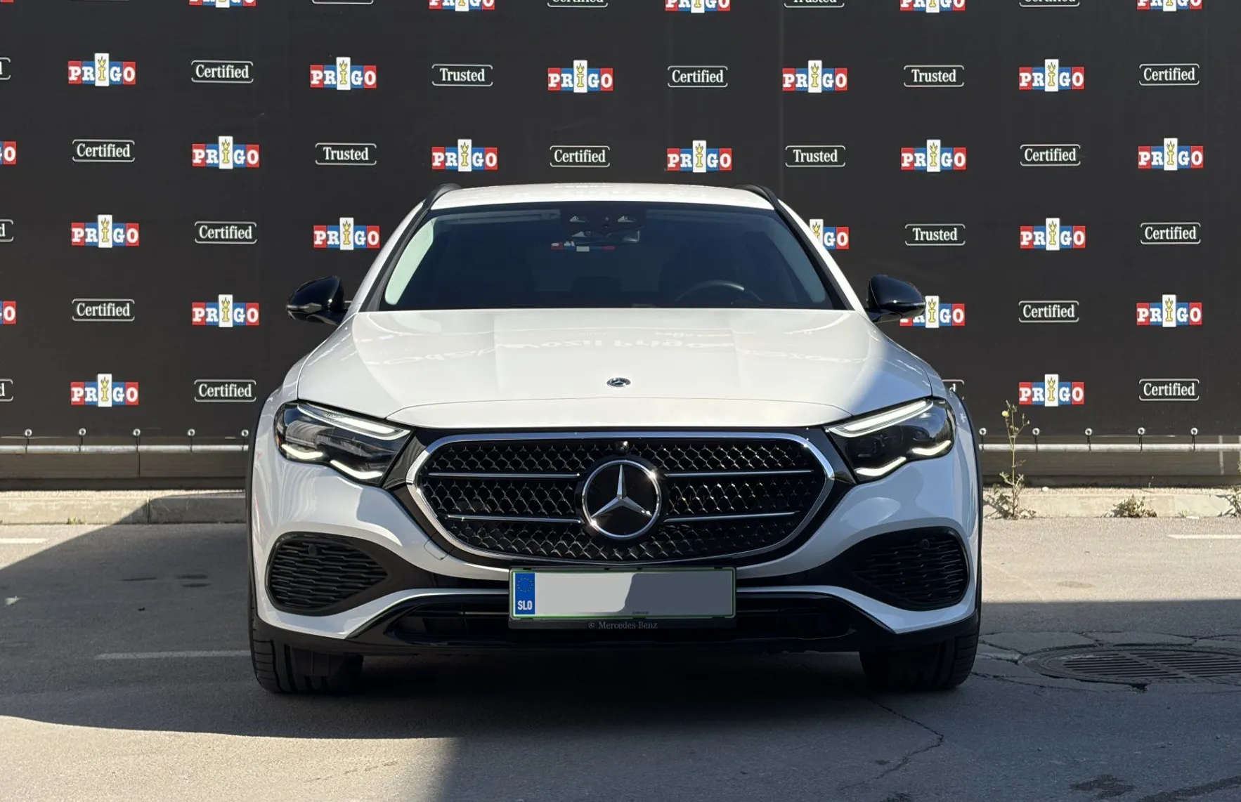 Zunanja slika - Mercedes-Benz E-Razred - E 300 de T 4MATIC All-Terain Avantgarde Avt. - 3