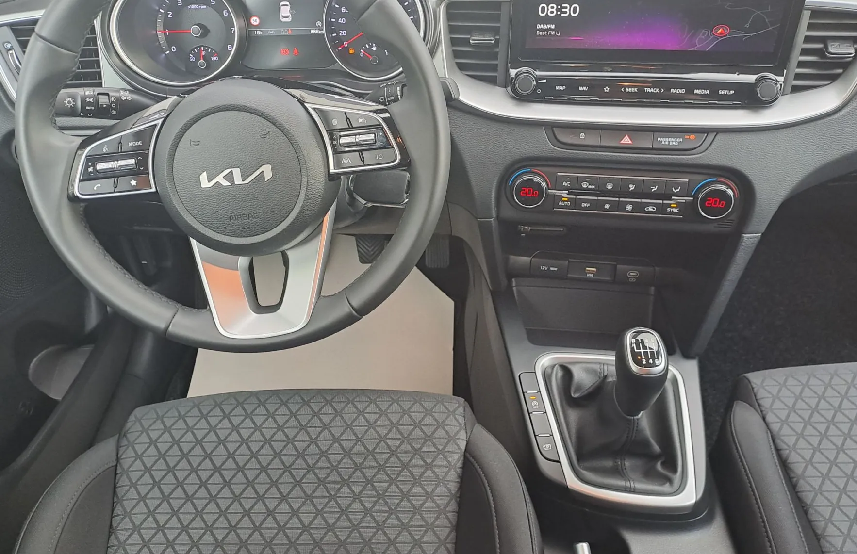 Zunanja slika - KIA Ceed - 1.0 T-GDI LX Champion+ ISG - 9
