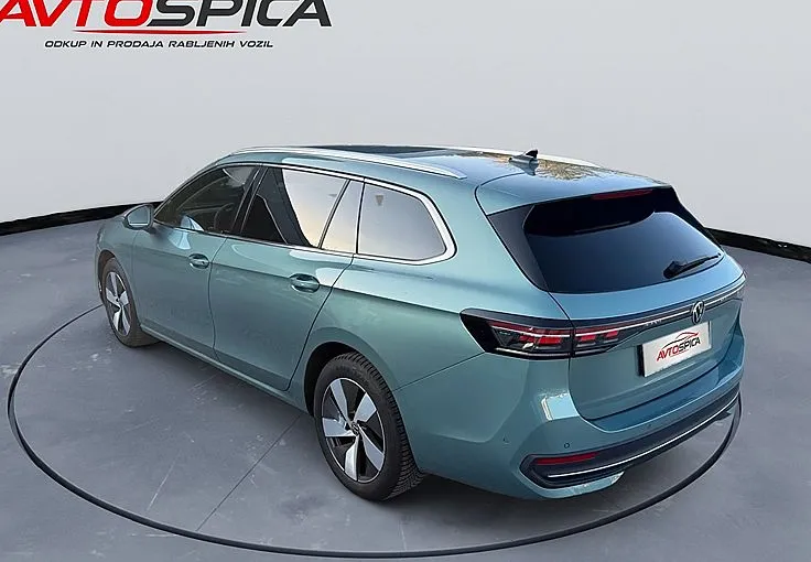 Zunanja slika - Volkswagen Passat - Variant 1.5 eTSI  Business DSG-KAM360-aTemp-IQ-Virt-Headup - 3