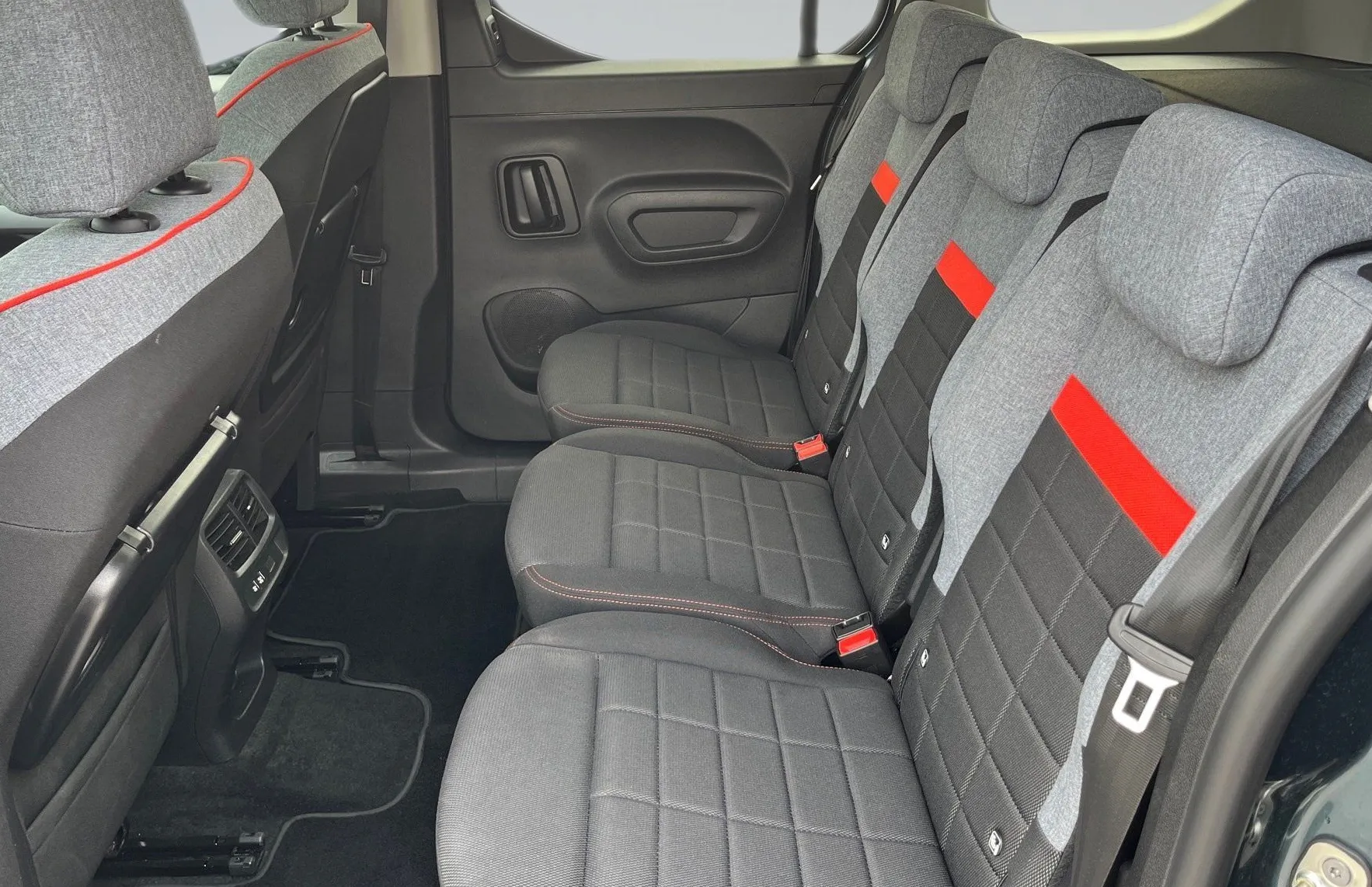 Zunanja slika - Citroën Berlingo - 1.5 BlueHDI 130 S S Max M Avt. - 11
