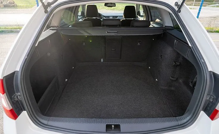 Zunanja slika - Škoda Octavia - Combi 2.0 TDI Ambition - 12