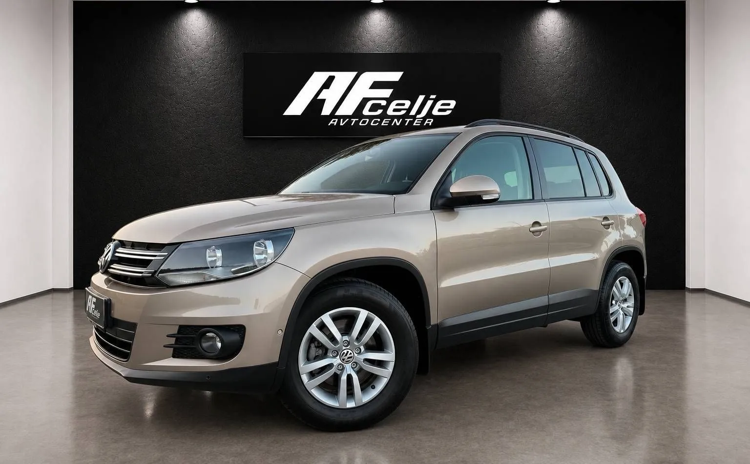 Zunanja slika - Volkswagen Tiguan - 2.0 TDI-192.000km-LIZING ZA TUJCE... - 1
