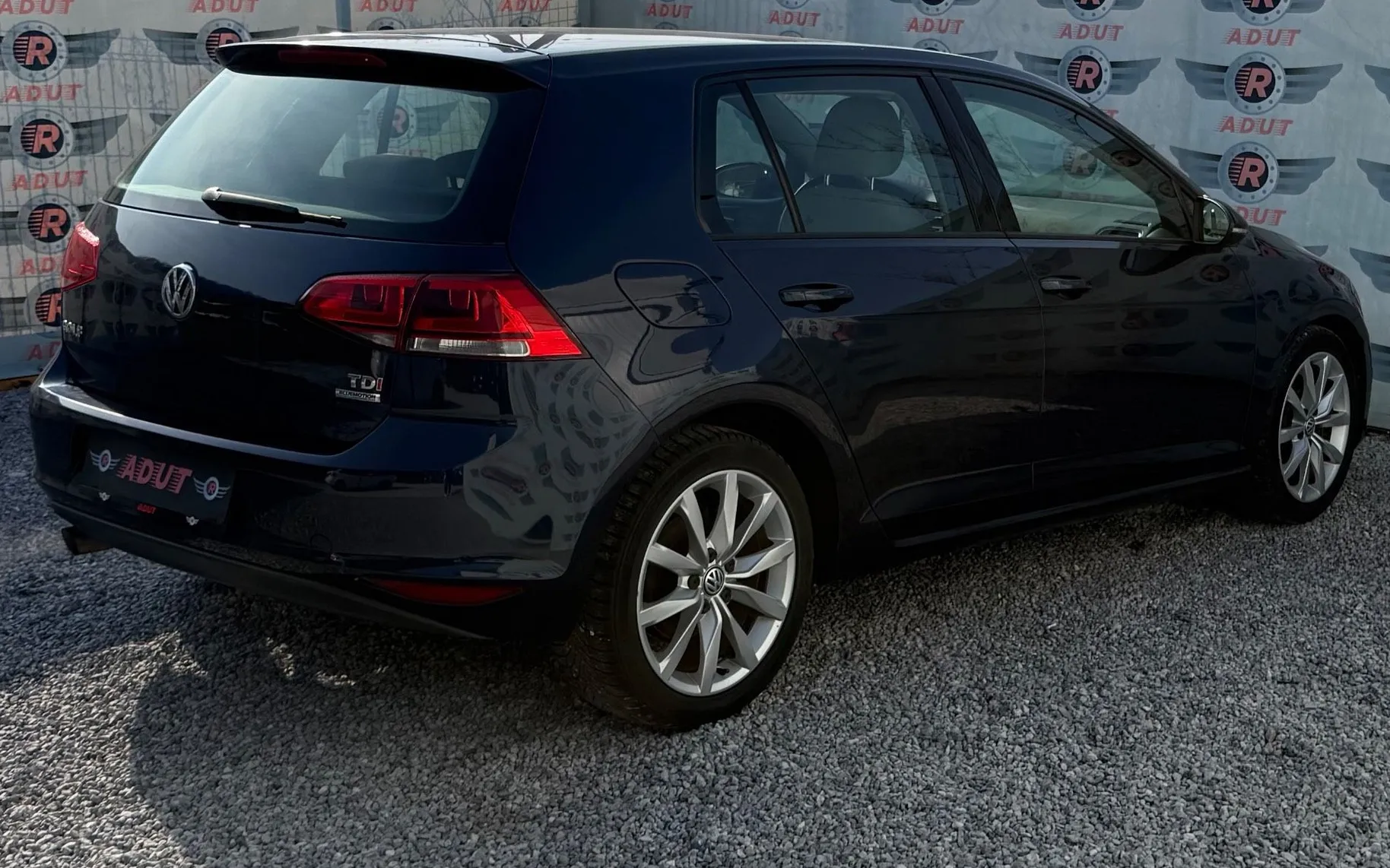 Zunanja slika - Volkswagen Golf - 1.6 TDI BlueMotion Tech Comfort.77kW - 6