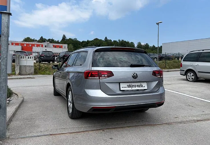 Zunanja slika - Volkswagen Passat - Variant 2.0 TDI BMT SCR Business DSG ZELO LEPO OHRANJEN - 7