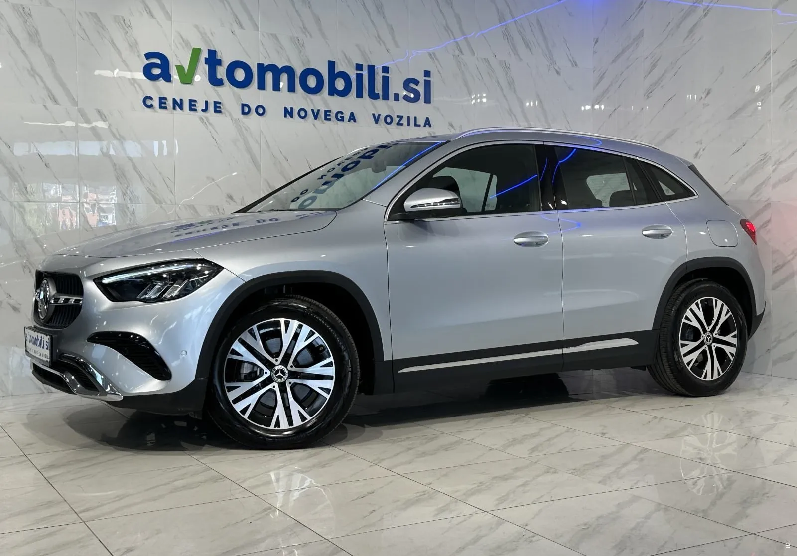 Zunanja slika - Mercedes-Benz GLA-Razred - 180 d Progressive Avt. |360Kamera|LineAss|Gretje|. - 2