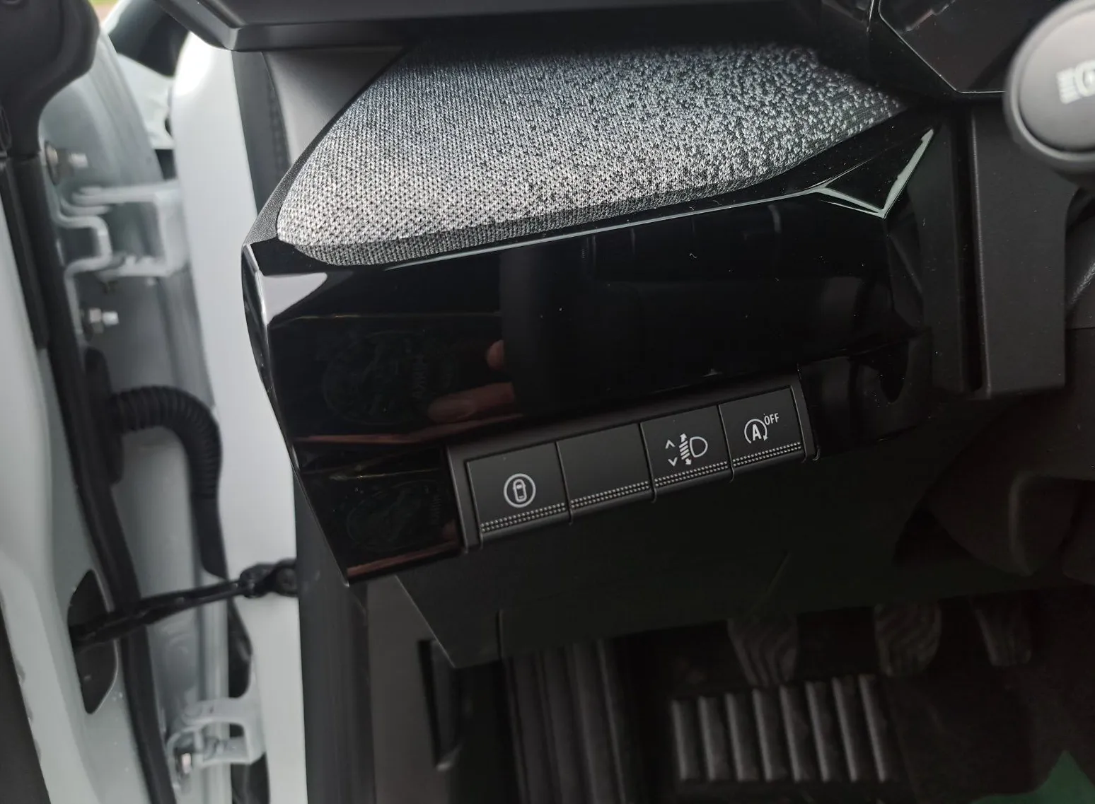 Zunanja slika - Renault Clio - techno TCE 115 - 5