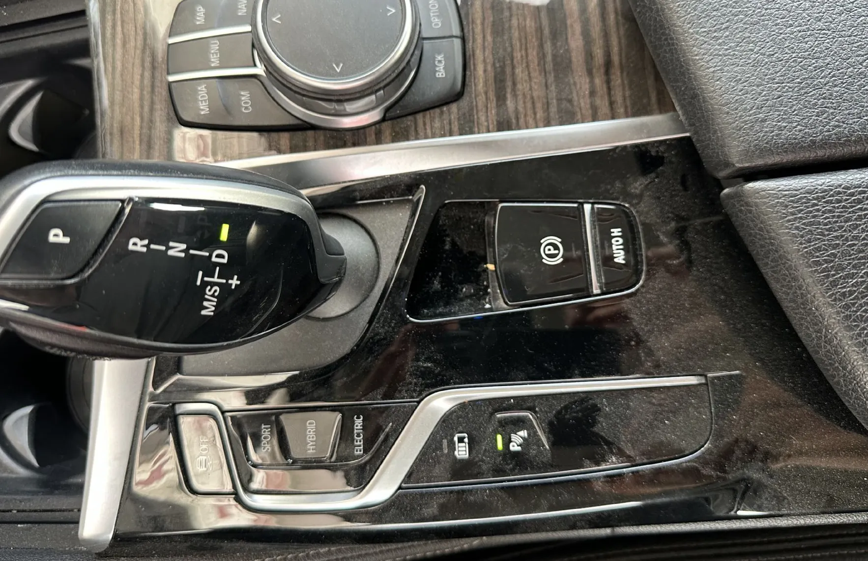 Zunanja slika - BMW Serija 5 - : 530e xDrive LUXURY.KAMERA.NAVI.USNJE.LED.ALU.4X4 - 13