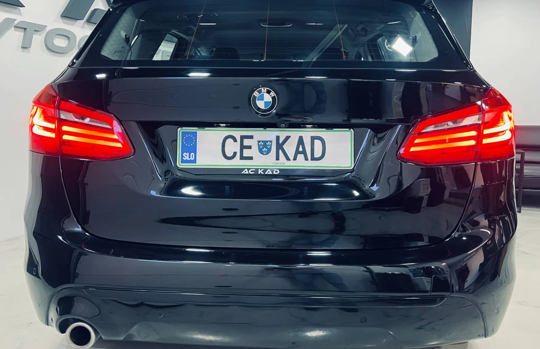 Zunanja slika - BMW Serija 2 - Active Tourer: 225xe iPerformance  AT ... - 6