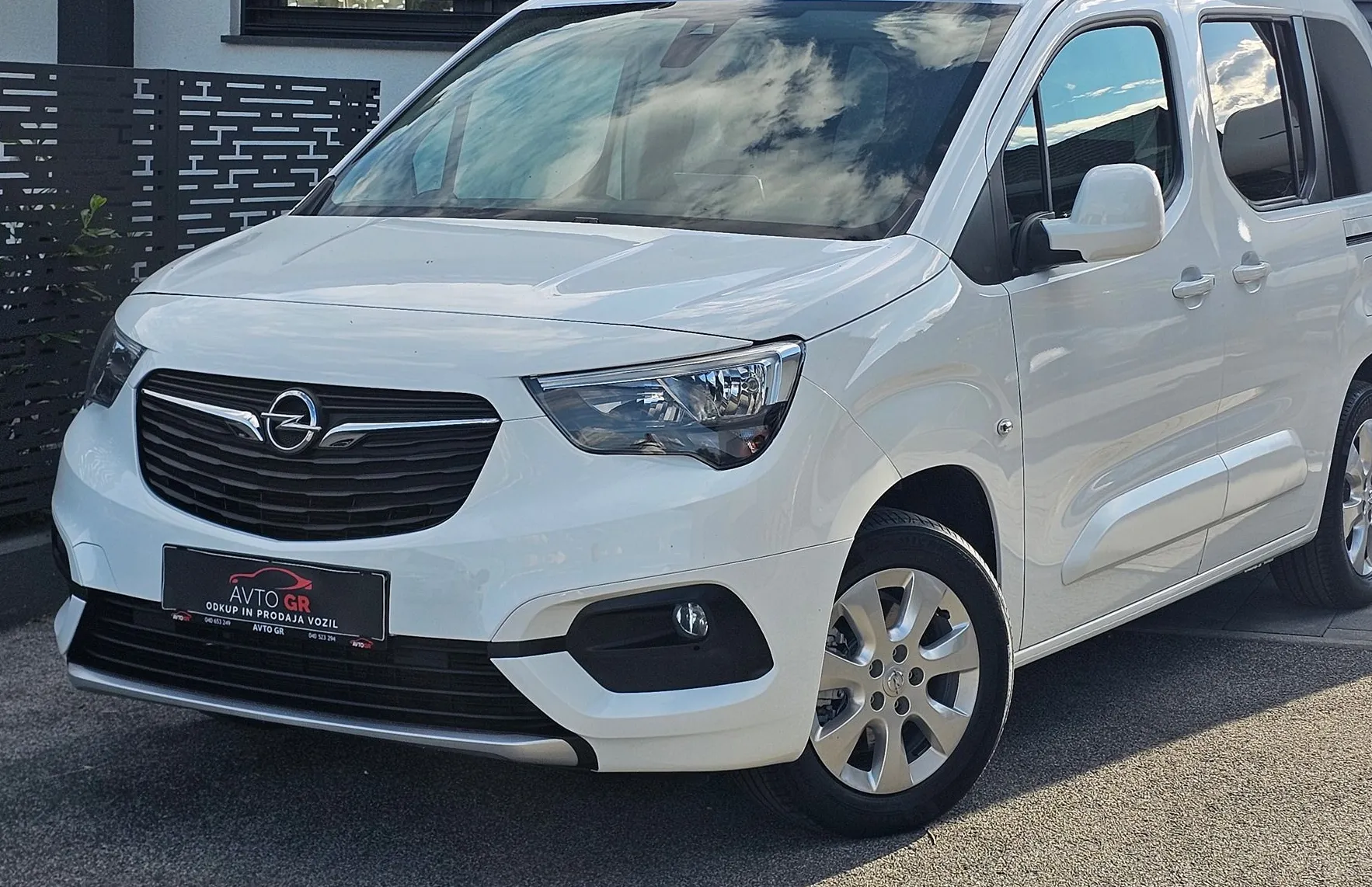 Zunanja slika - Opel Combo - 1.5 CDTI-Life-AUT. Le 125.000km-ODLIČEN-LED-Start- - 17