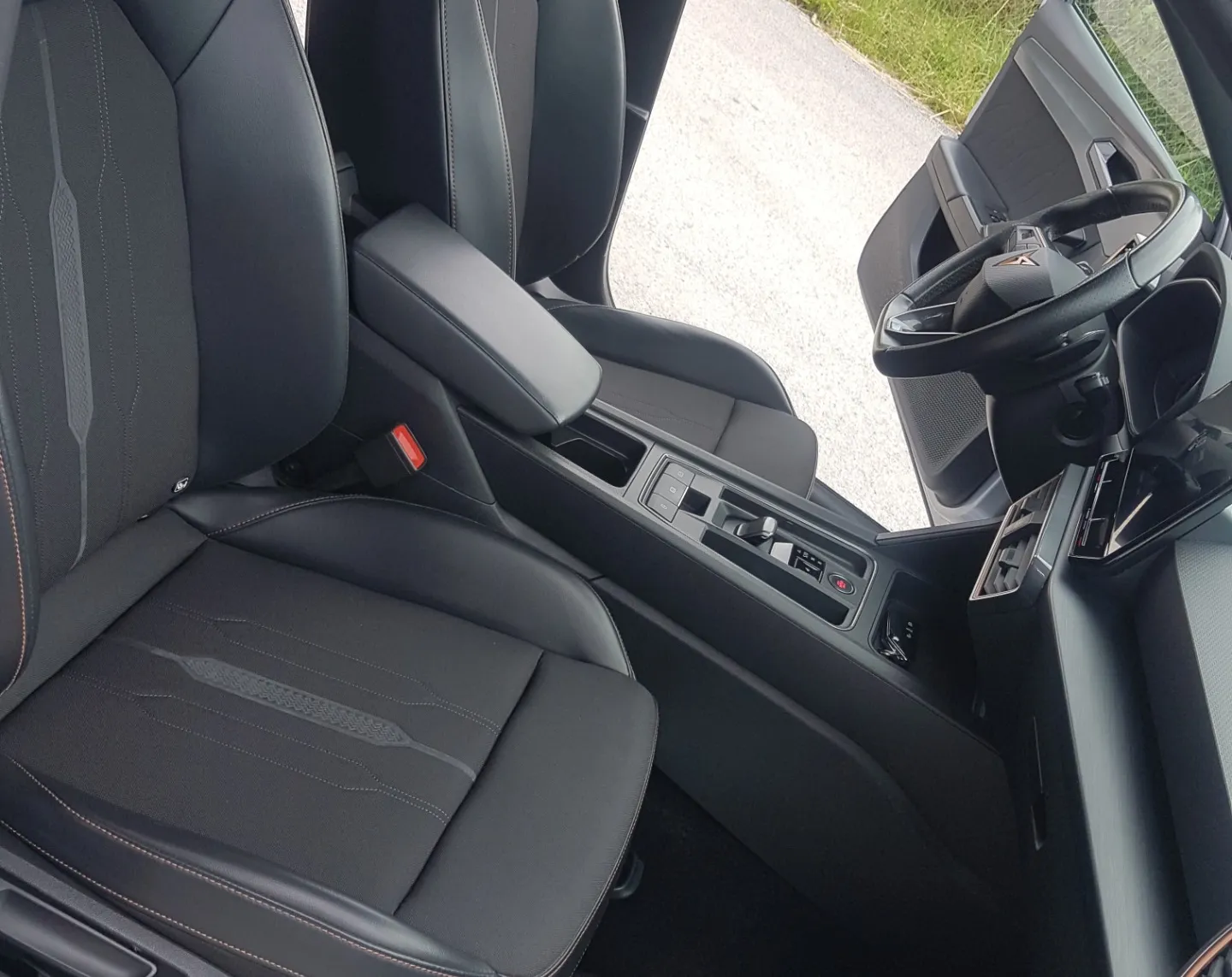 Zunanja slika - Cupra Leon - SP E-HYBRID 180 1.4 TSI AUT. - 11