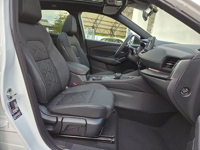 Zunanja slika - Nissan Qashqai - 1.3 Dig-T MHEV 158 2wd X-Tronic TEKNA - 13