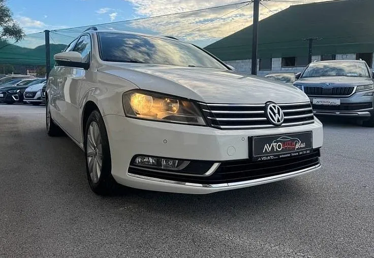 Zunanja slika - Volkswagen Passat - Variant 2.0 TDI BlueM.Tech. Comfortline Tempomat Pdc Navi - 2
