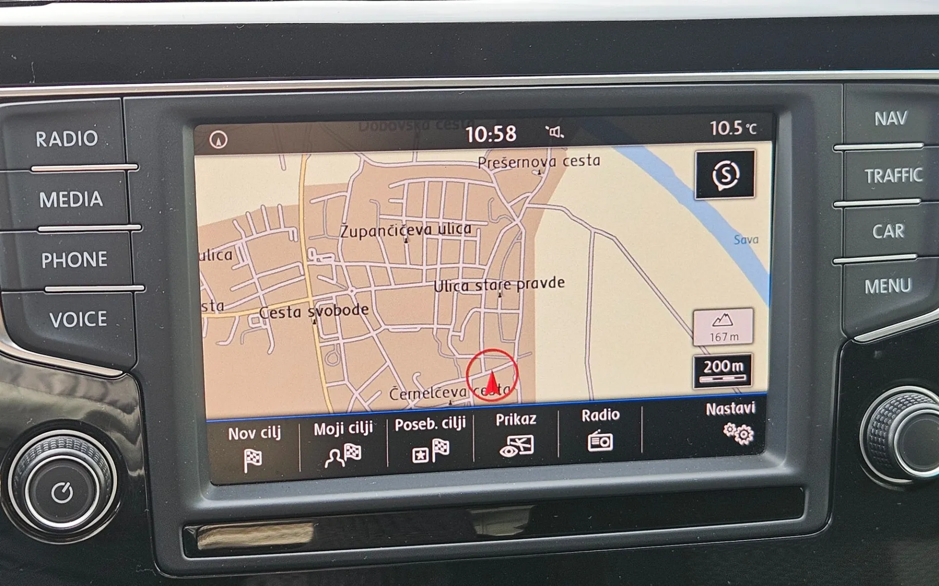 Zunanja slika - Volkswagen Touran - 1.6 TDI Comfortline 85kW - 11